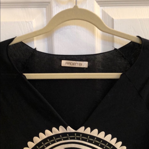 Arden B black tunic w/ pretty white/gem details S - Picture 2 of 5